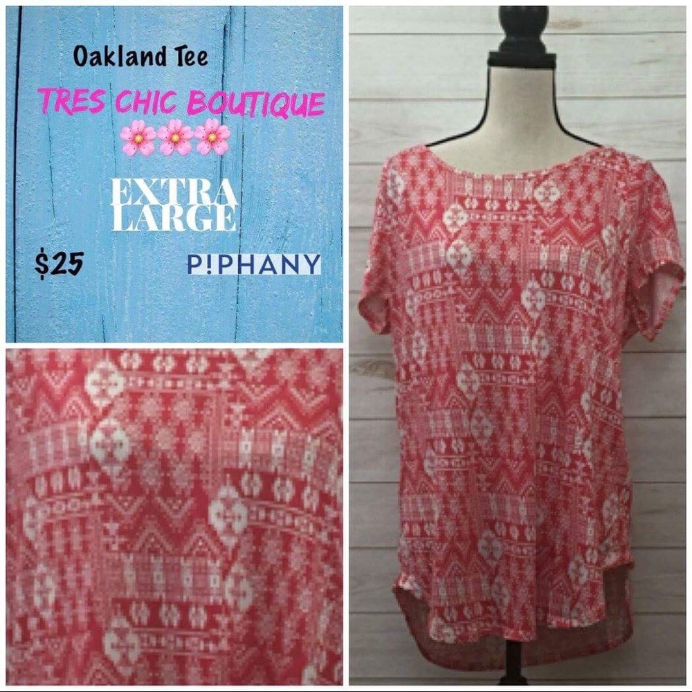 🚫SOLD🚫Honey & Lace Oakland Tee